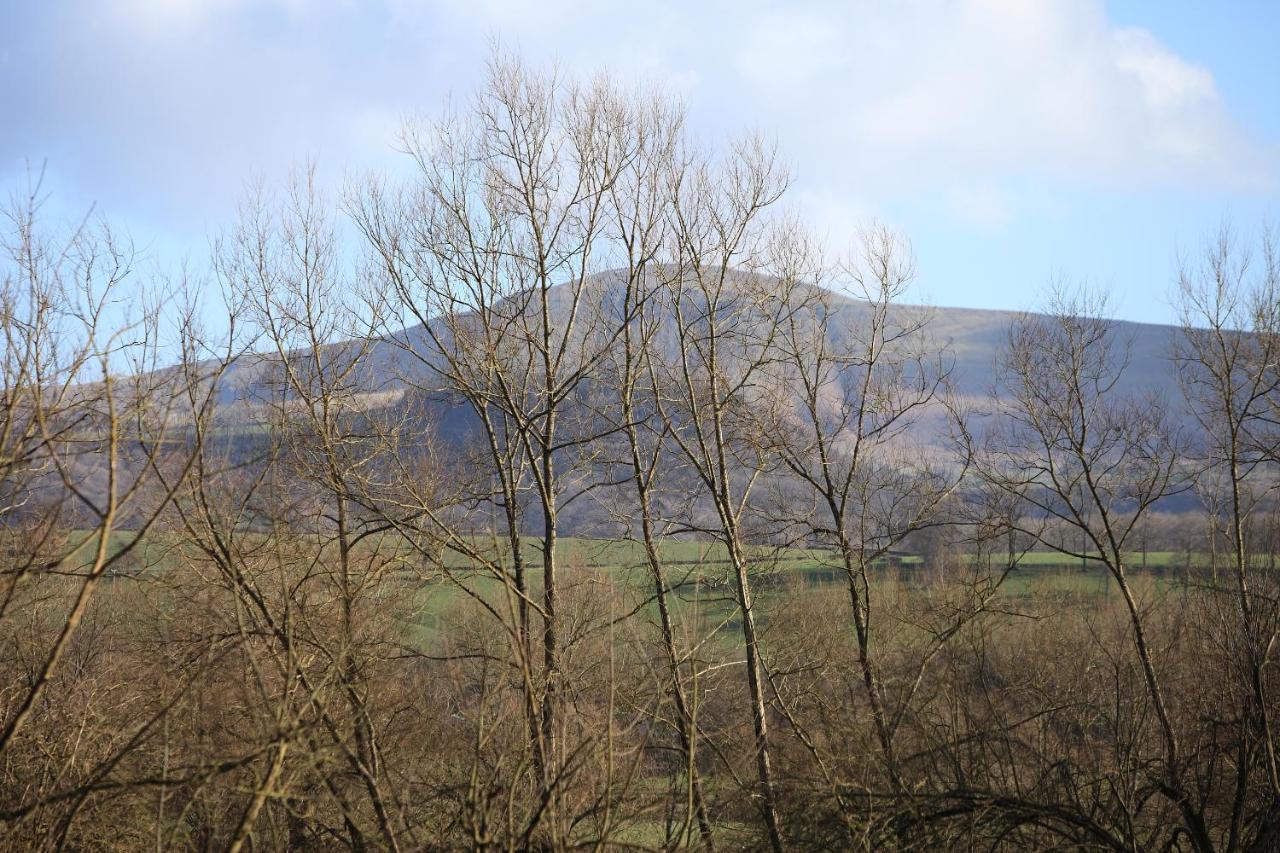Glanhenwye Courtyard Cottages Glasbury Buitenkant foto