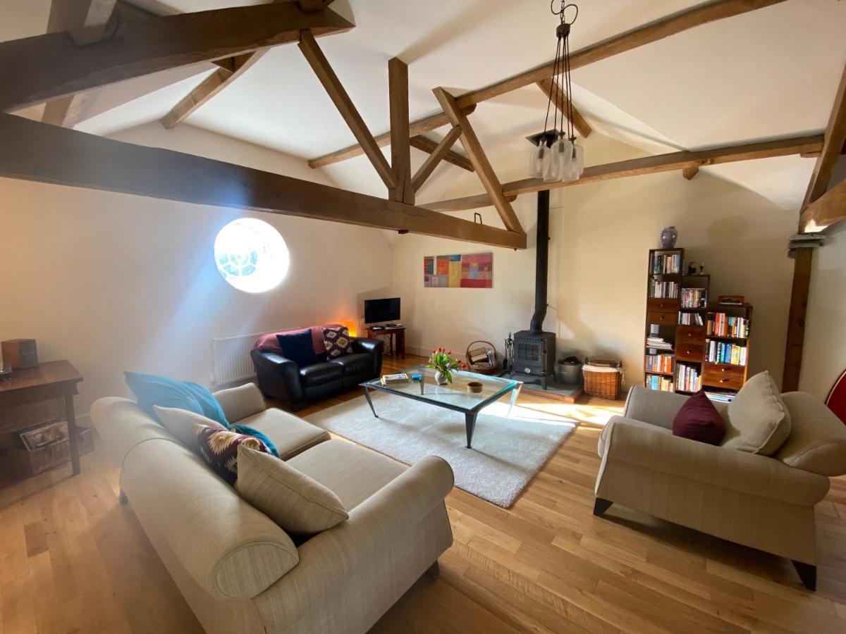 Glanhenwye Courtyard Cottages Glasbury Buitenkant foto